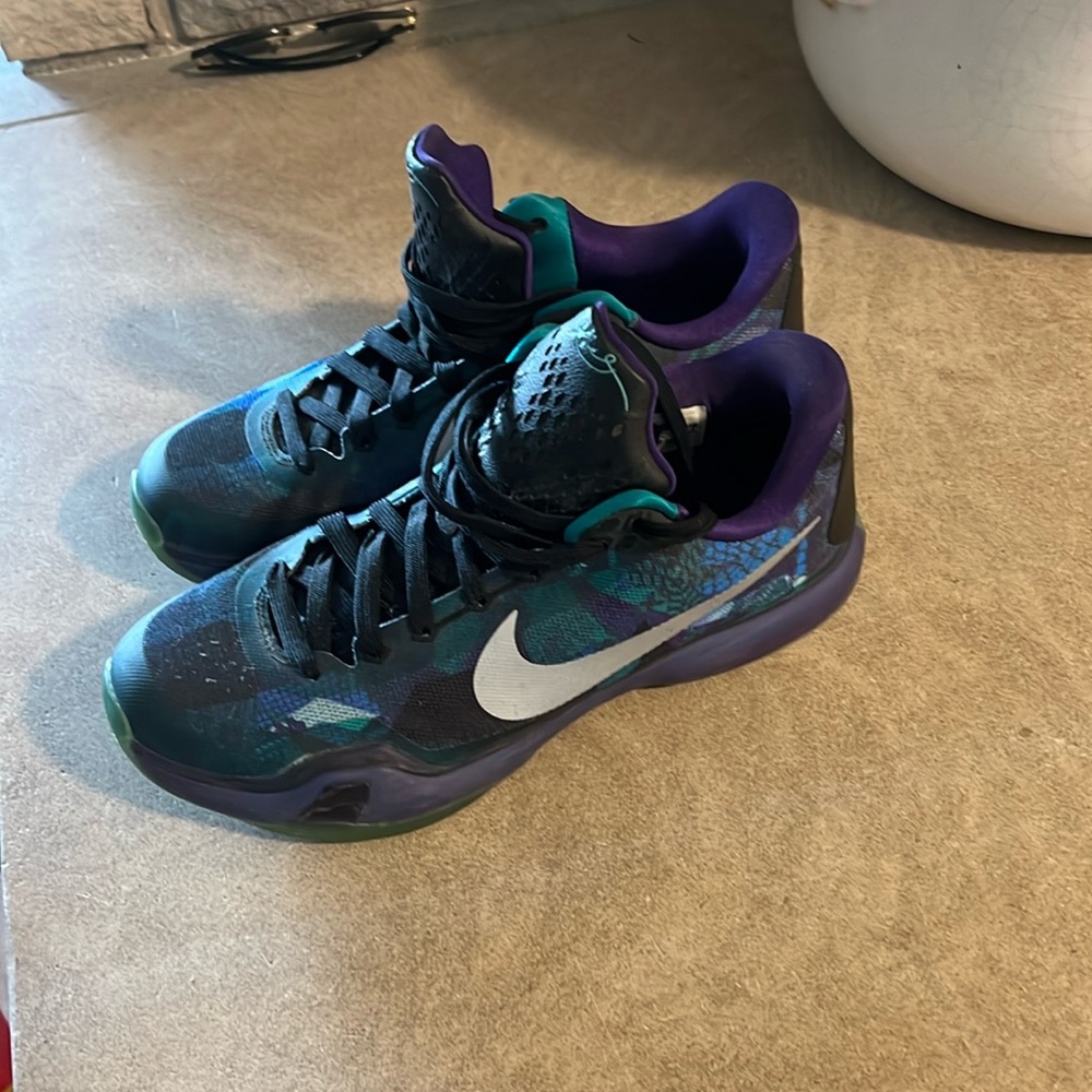 Kobe 10 Overcome